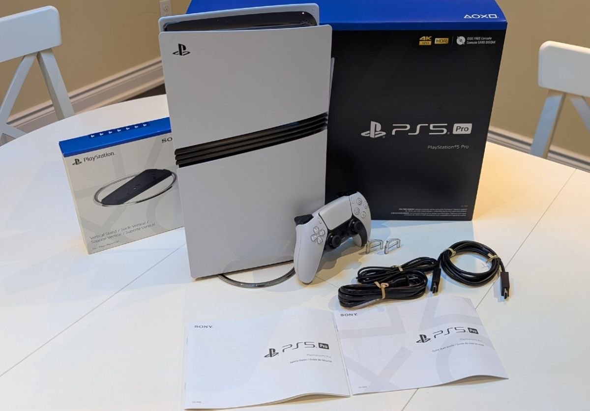 Sony PlayStation PS5 Pro,  Sony PlayStation PS5 Slim,  Nintendo Switch 2, Microsoft Xbox Series X 2TB konzole za videoig